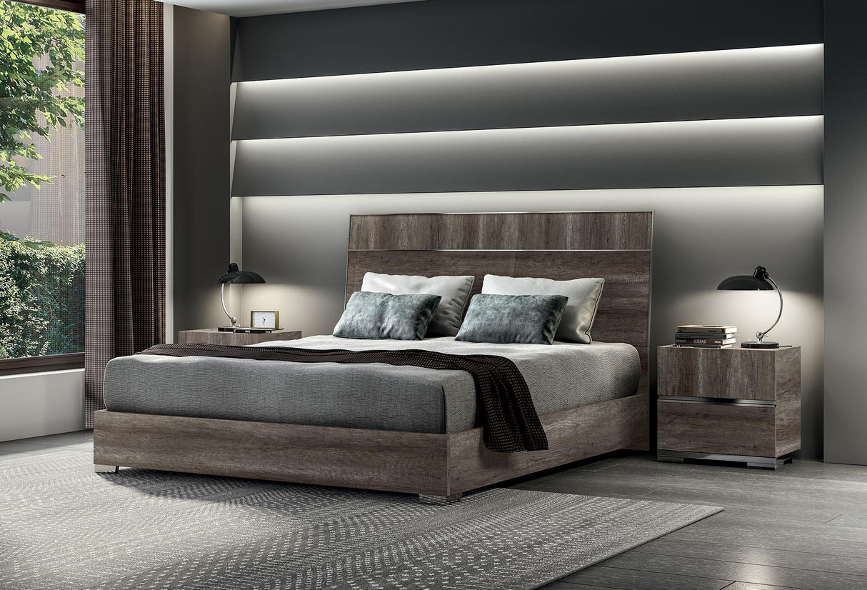 DEA - Modern Italian Bed